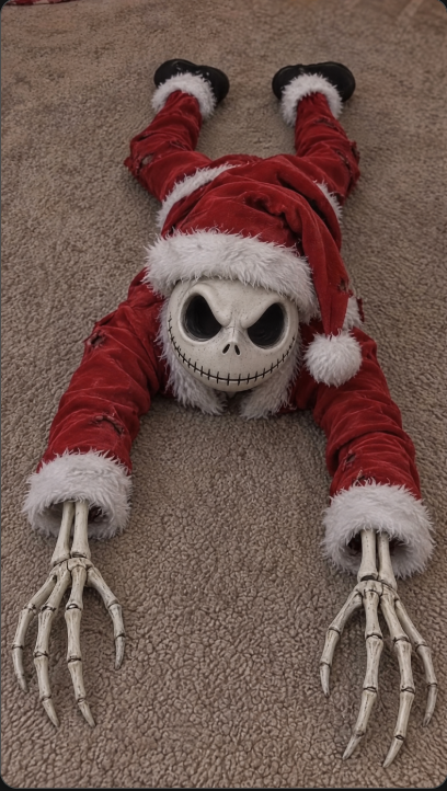 Crawling Skeleton